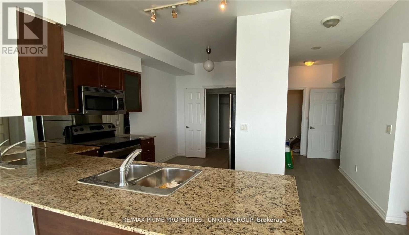 3710 - 761 Bay Street, Toronto, Ontario  M5G 2R2 - Photo 8 - C13072722