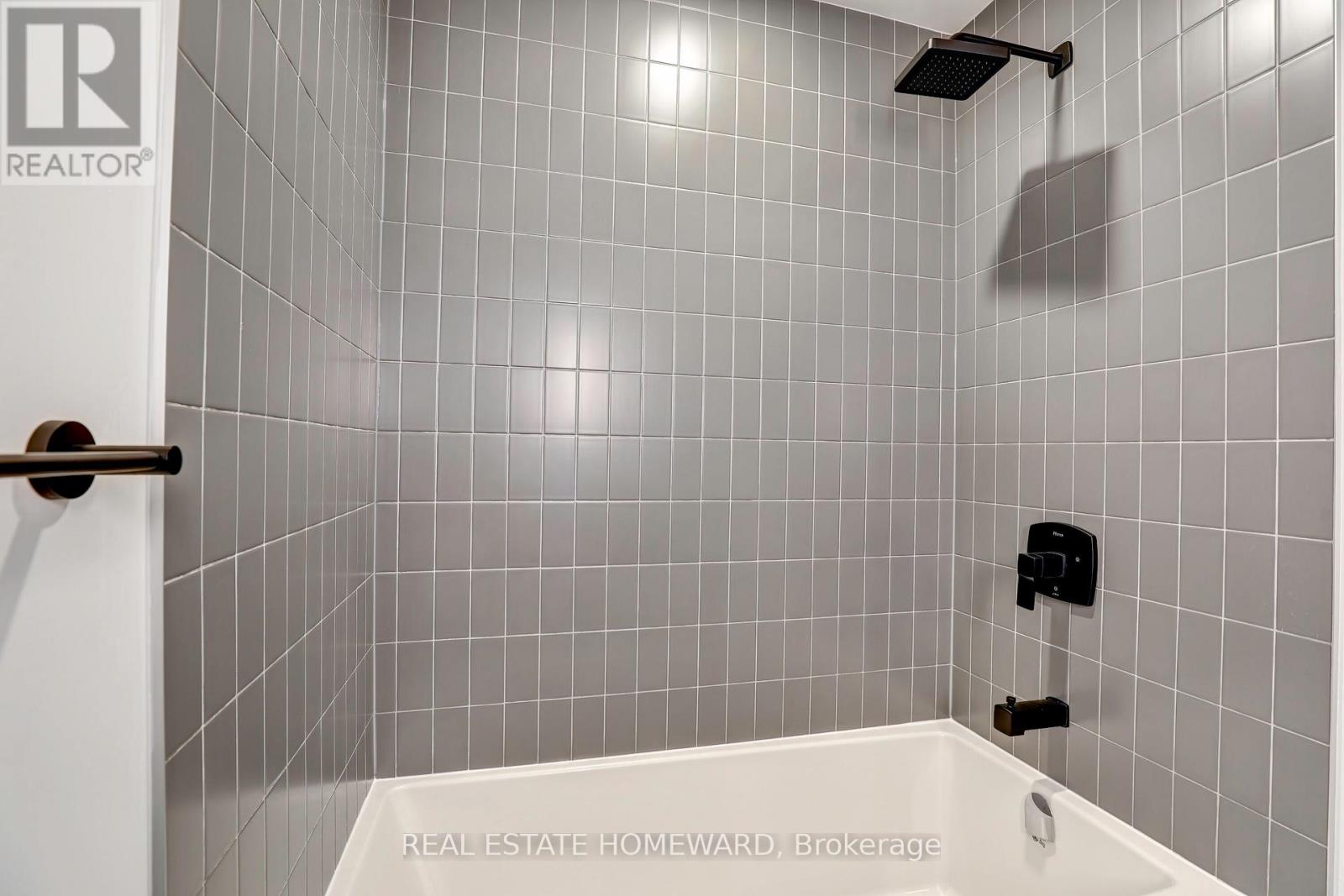 2410 - 5 Defries Street, Toronto, Ontario  M5A 0W7 - Photo 5 - C13072792