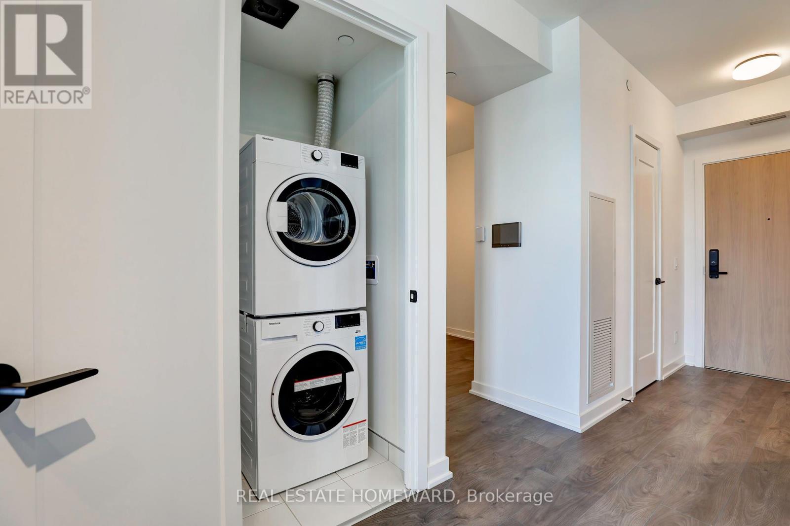 2410 - 5 Defries Street, Toronto, Ontario  M5A 0W7 - Photo 7 - C13072792