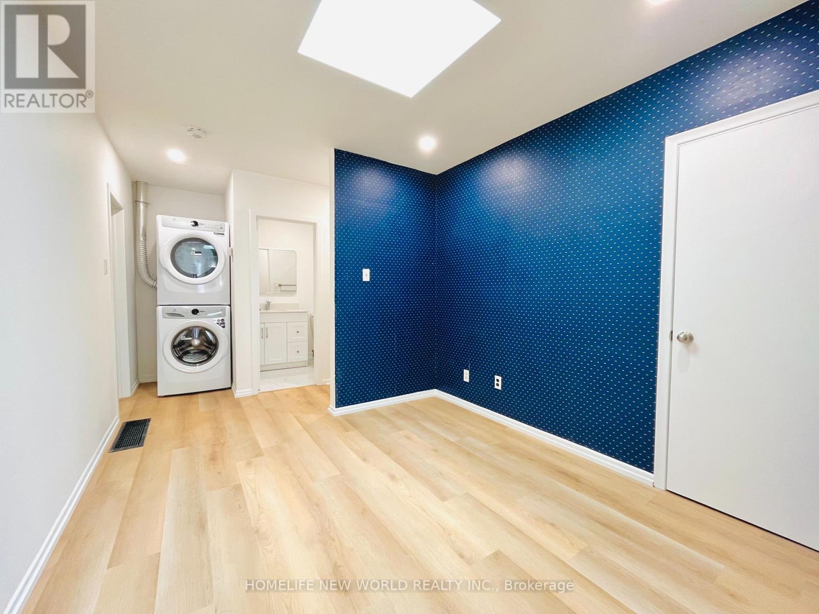 Back - 215 Dunview Avenue, Toronto, Ontario  M2N 4H9 - Photo 9 - C13072828