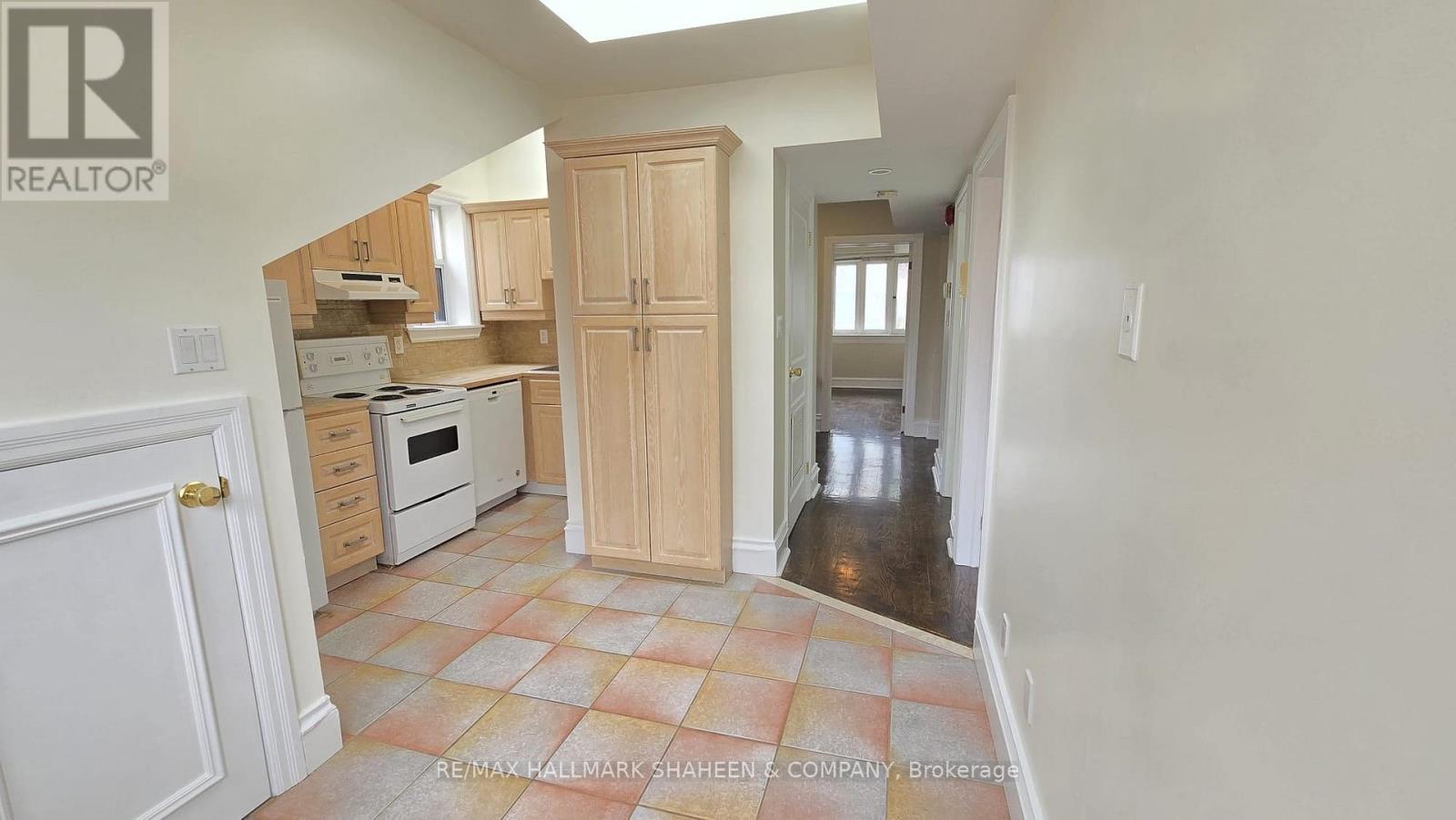 3 - 12 Foxbar Road, Toronto, Ontario  M4V 2G6 - Photo 16 - C13072836
