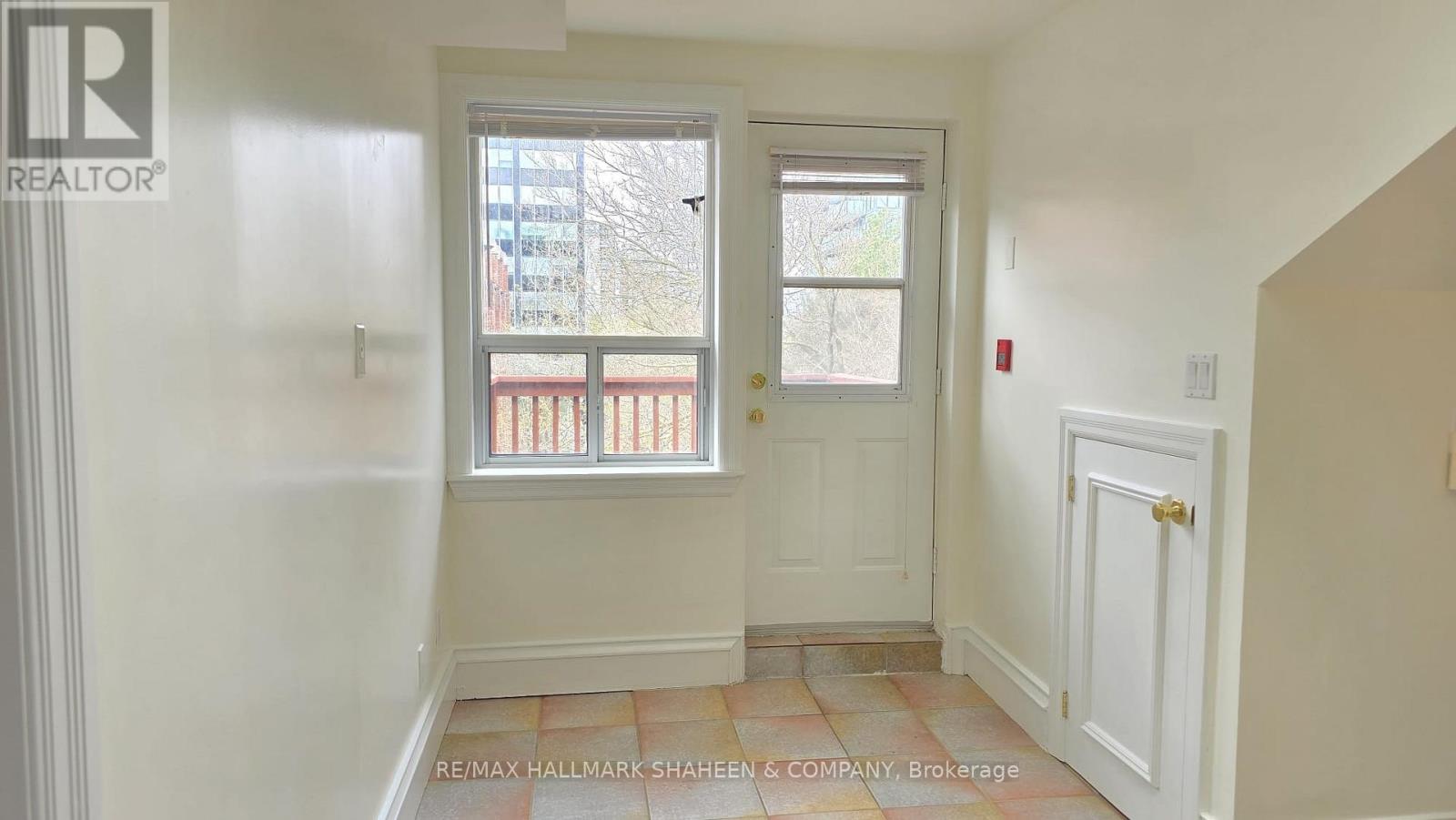 3 - 12 Foxbar Road, Toronto, Ontario  M4V 2G6 - Photo 17 - C13072836