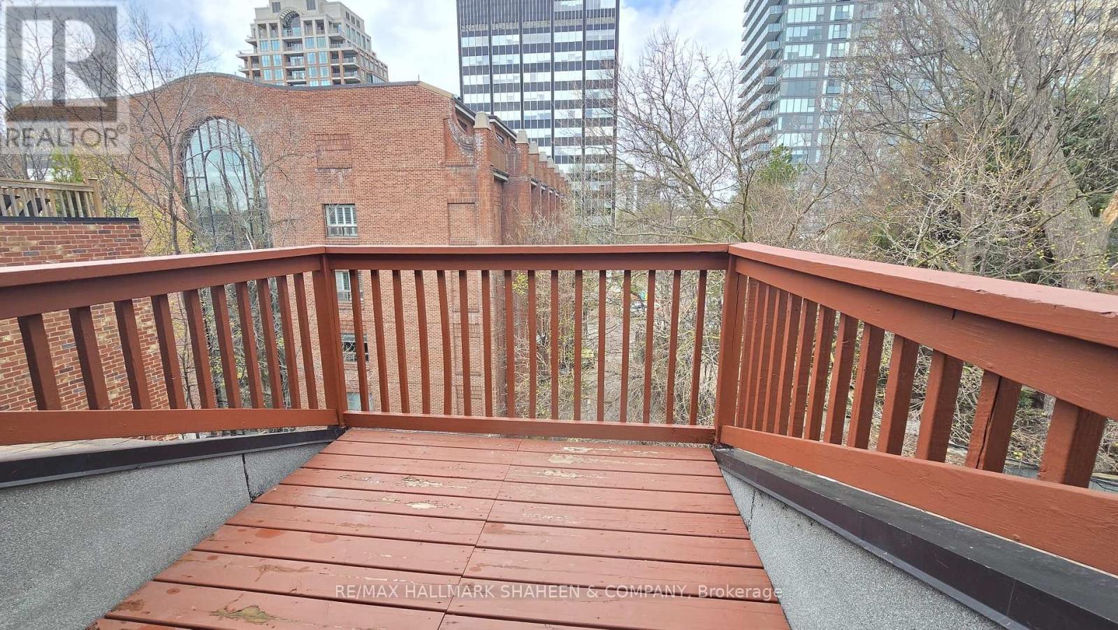 3 - 12 Foxbar Road, Toronto, Ontario  M4V 2G6 - Photo 18 - C13072836