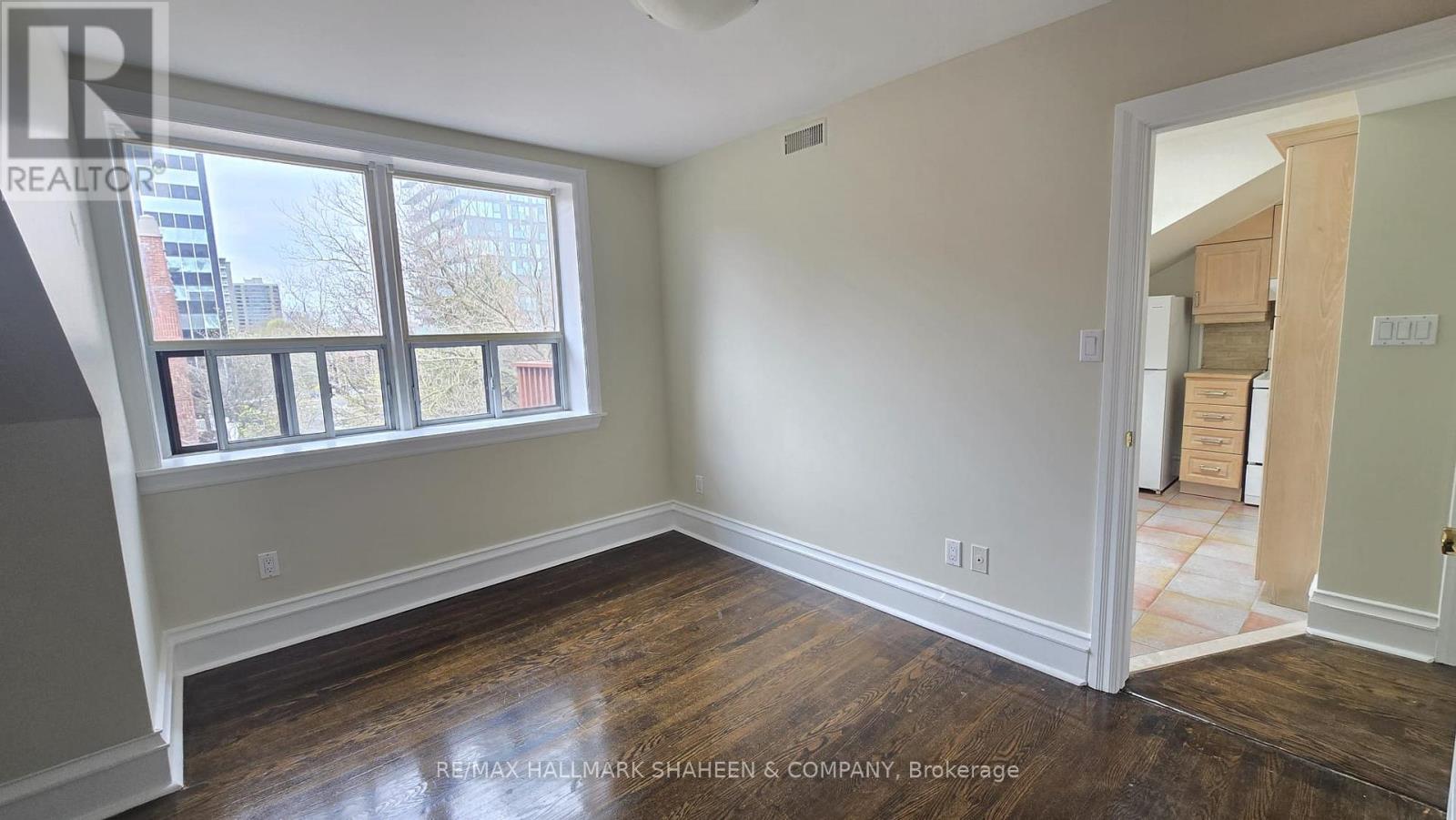 3 - 12 Foxbar Road, Toronto, Ontario  M4V 2G6 - Photo 9 - C13072836