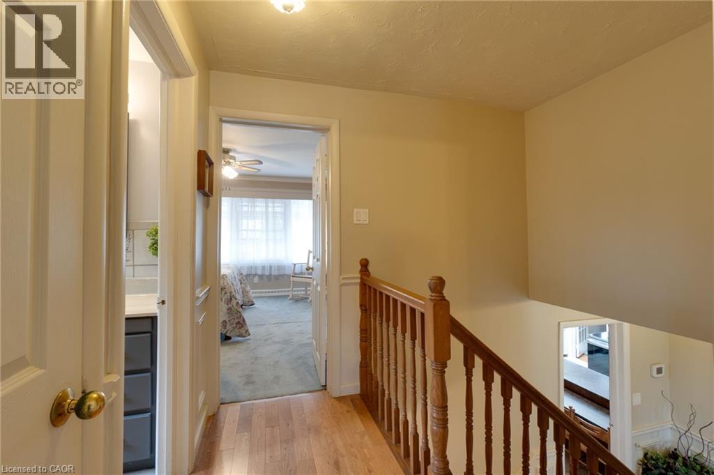 11 Sandra Court, Hamilton, Ontario  L8T 1Z7 - Photo 18 - 40826229