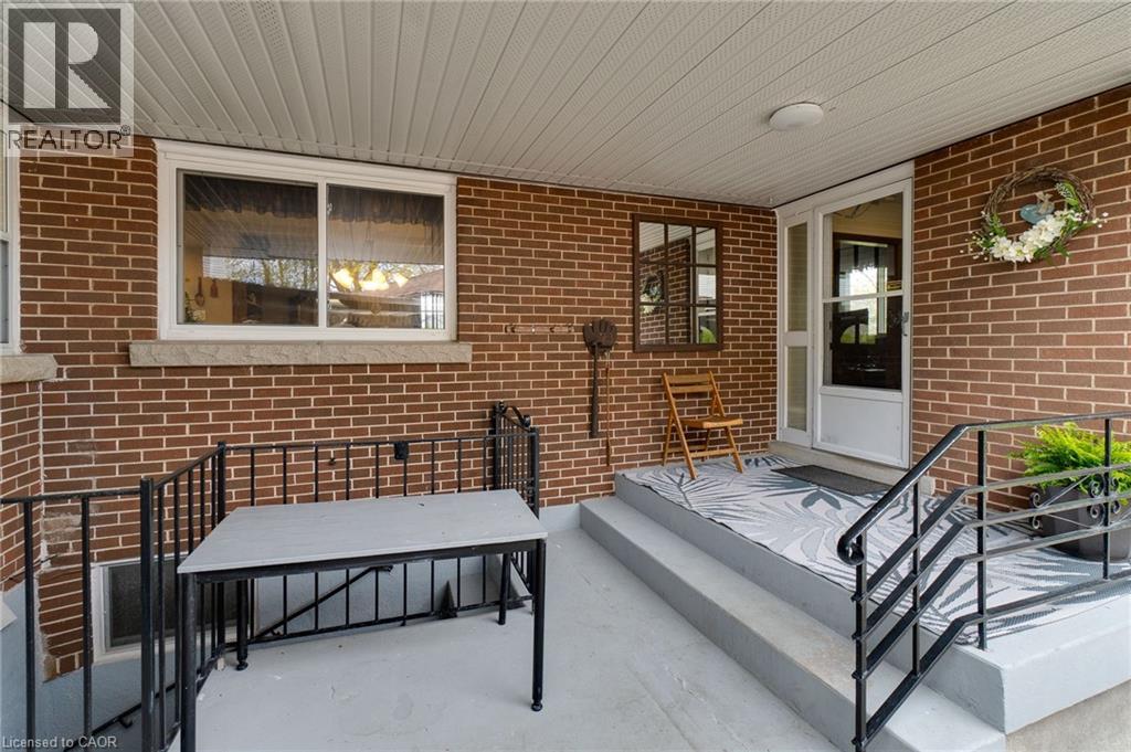 11 Sandra Court, Hamilton, Ontario  L8T 1Z7 - Photo 43 - 40826229