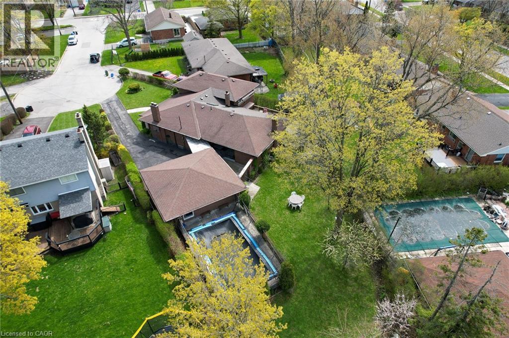 11 Sandra Court, Hamilton, Ontario  L8T 1Z7 - Photo 48 - 40826229