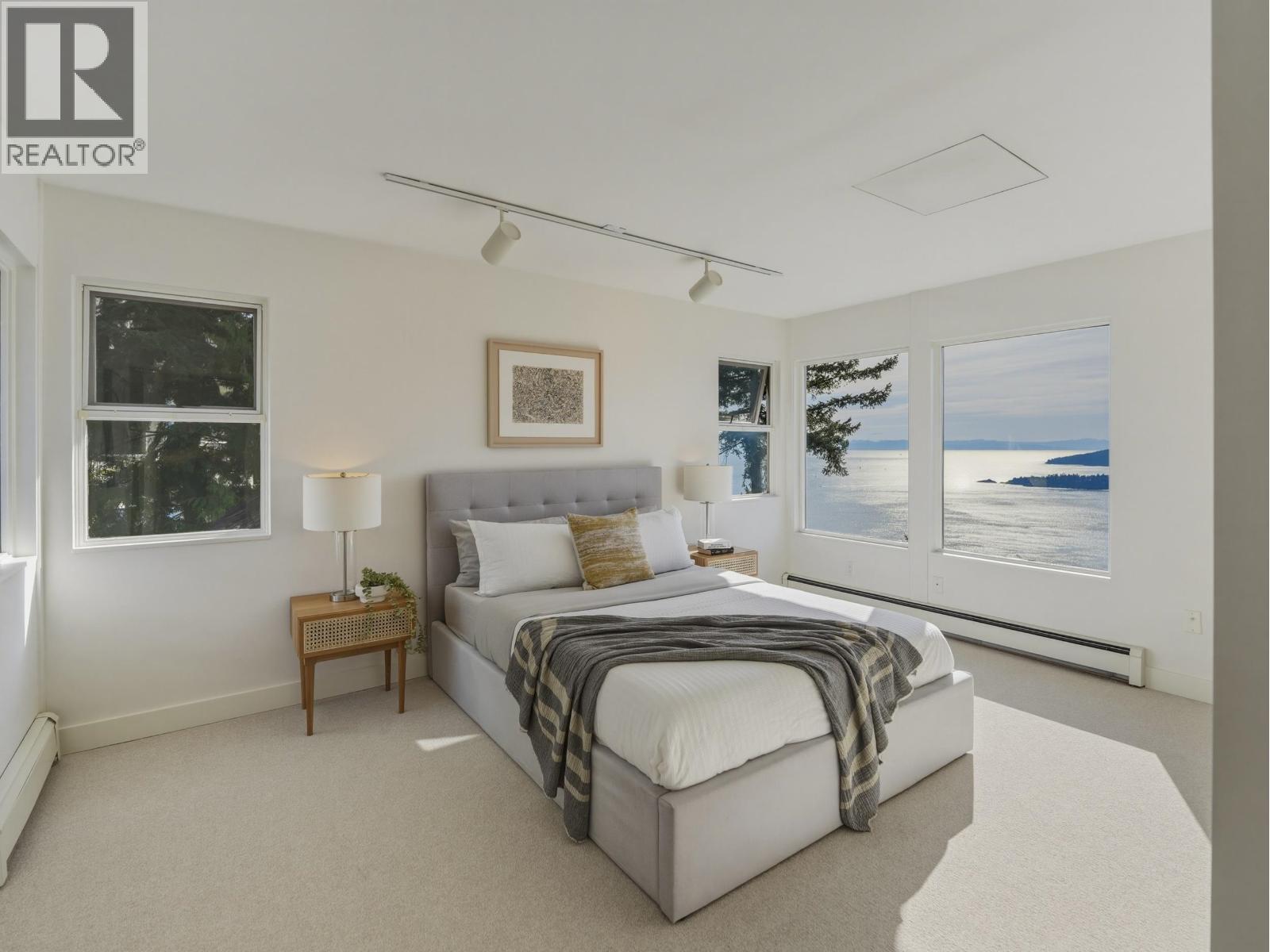5447 Monte Bre Place, West Vancouver, British Columbia  V7W 3A8 - Photo 17 - R3118500