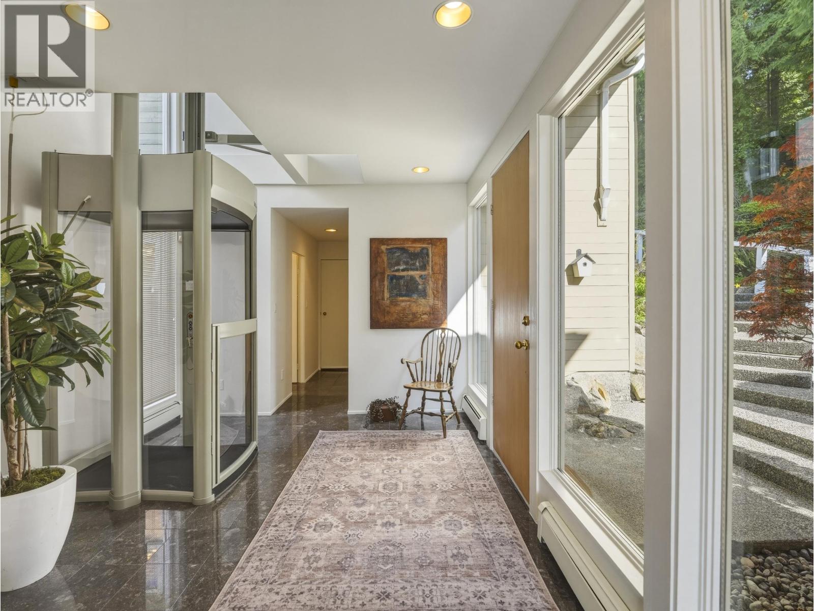 5447 Monte Bre Place, West Vancouver, British Columbia  V7W 3A8 - Photo 15 - R3118500