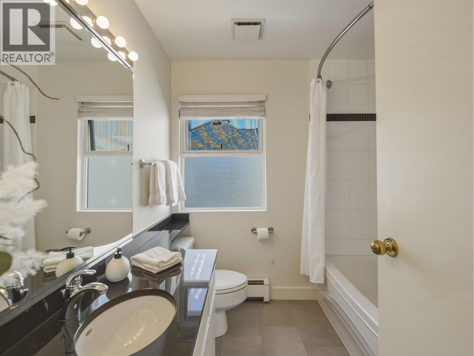 5447 Monte Bre Place, West Vancouver, British Columbia  V7W 3A8 - Photo 19 - R3118500