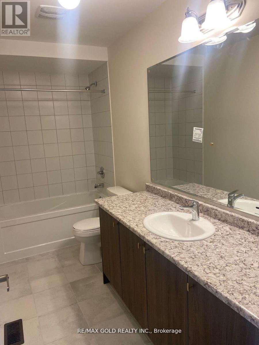 206 Ronald Guscott Street, Oshawa, Ontario  L1K 3G3 - Photo 7 - E13072718