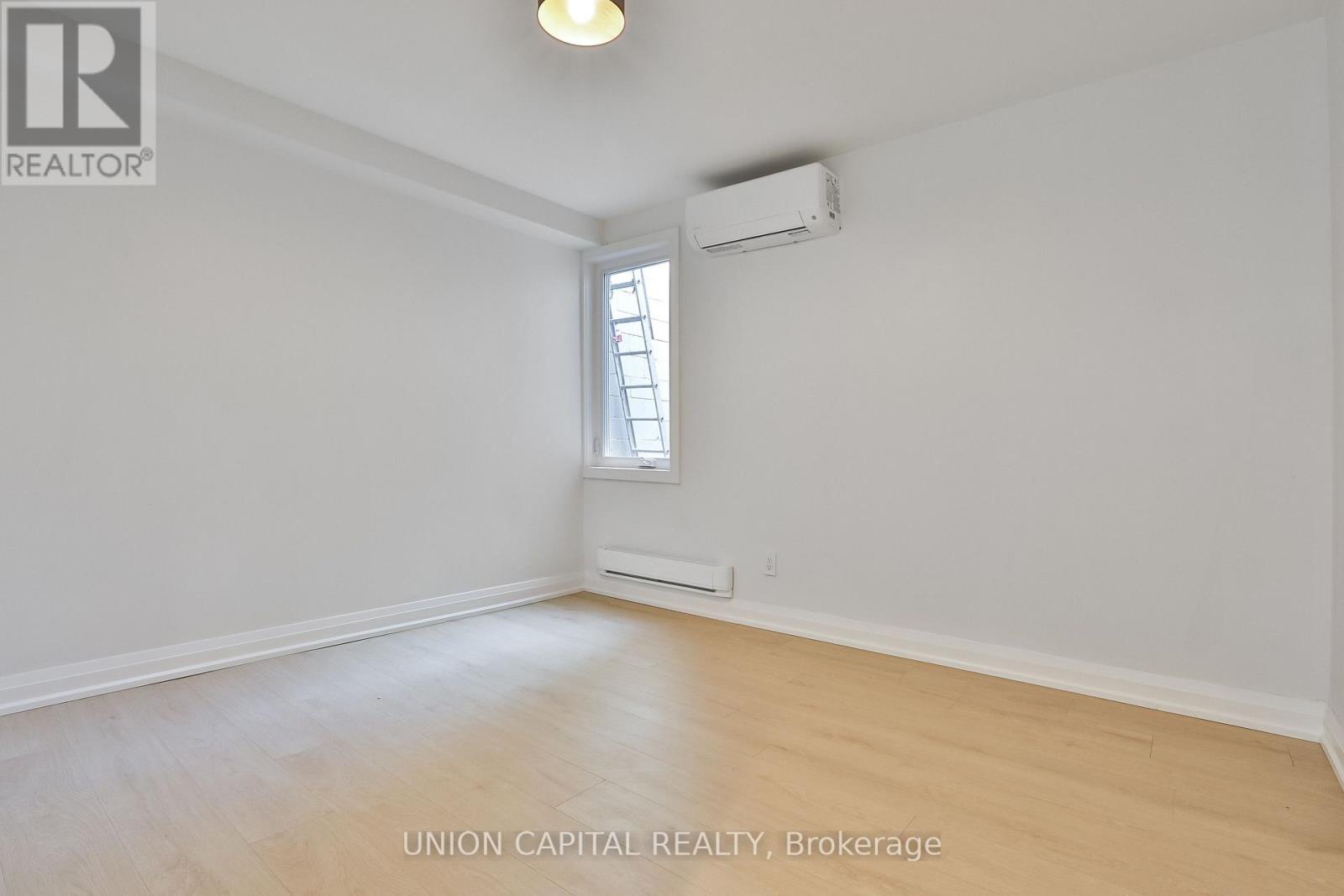 1 - 612 Gerrard Street E, Toronto, Ontario  M4M 1Y3 - Photo 10 - E13072780