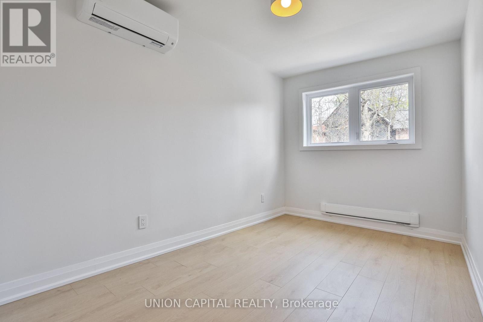 1 - 612 Gerrard Street E, Toronto, Ontario  M4M 1Y3 - Photo 12 - E13072780
