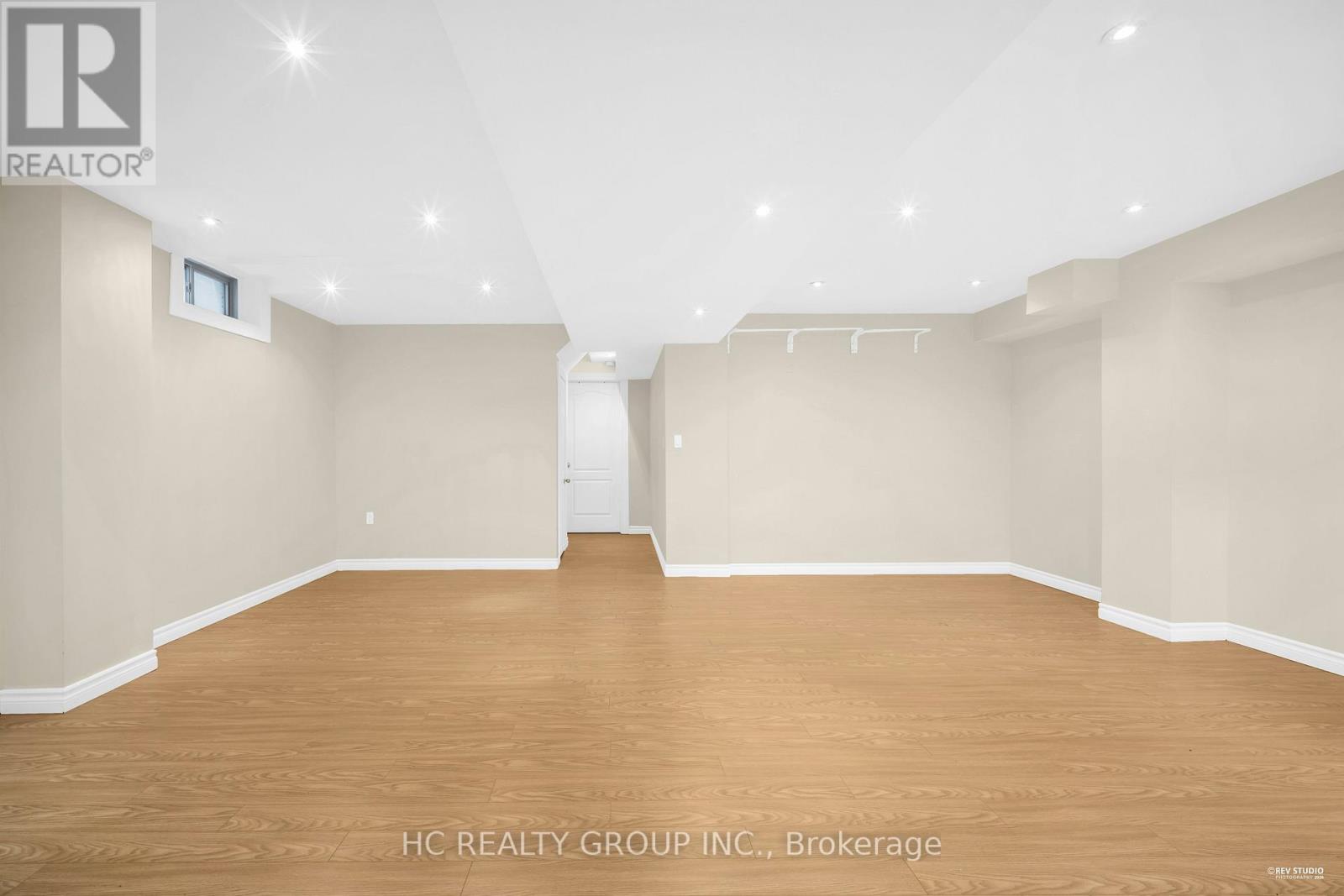 1532 Elmsley Drive, Pickering, Ontario  L1X 0B5 - Photo 31 - E13072858