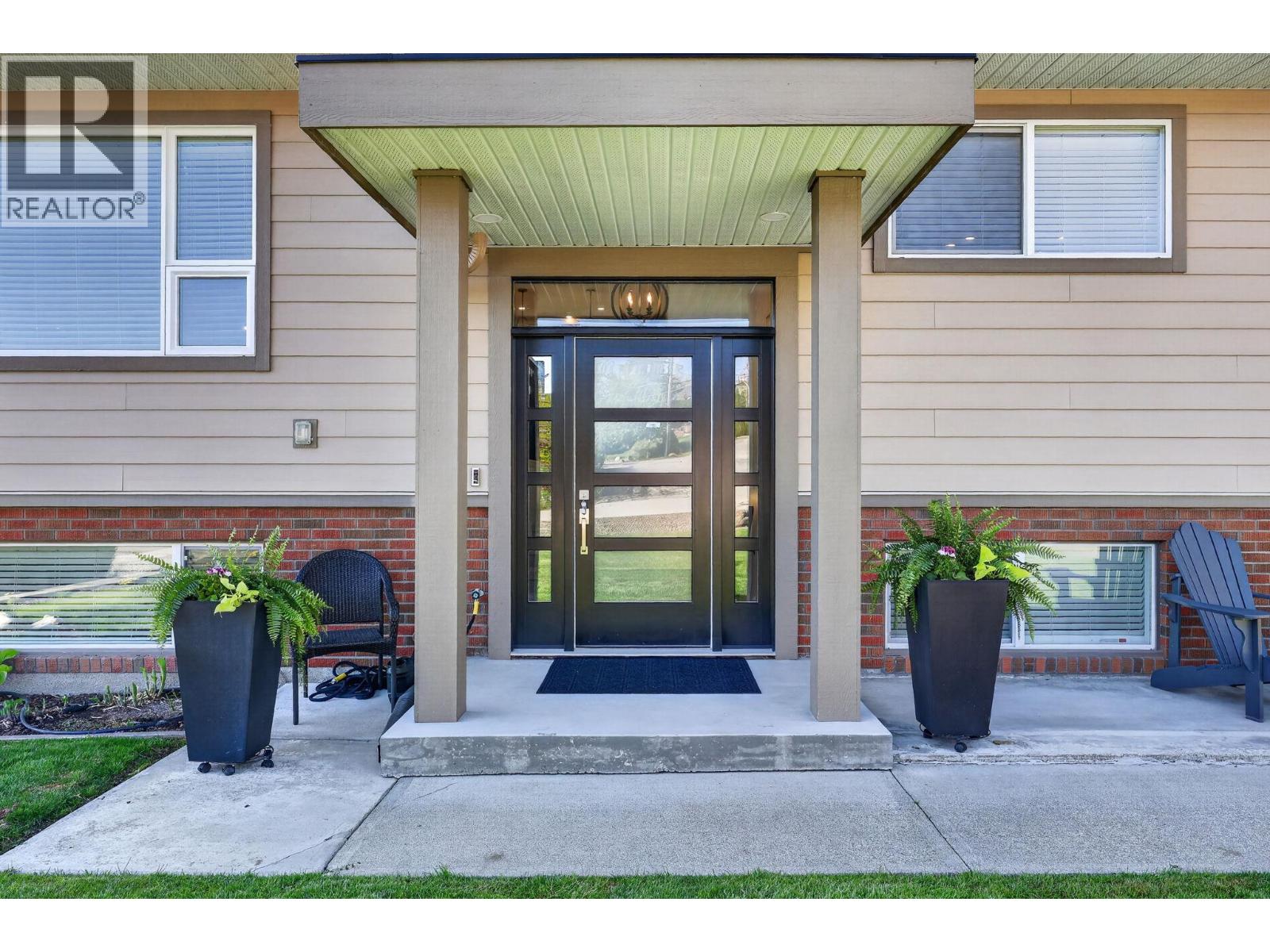 905 Rumney Road, West Kelowna, British Columbia  V1Z 1H8 - Photo 5 - 10385657