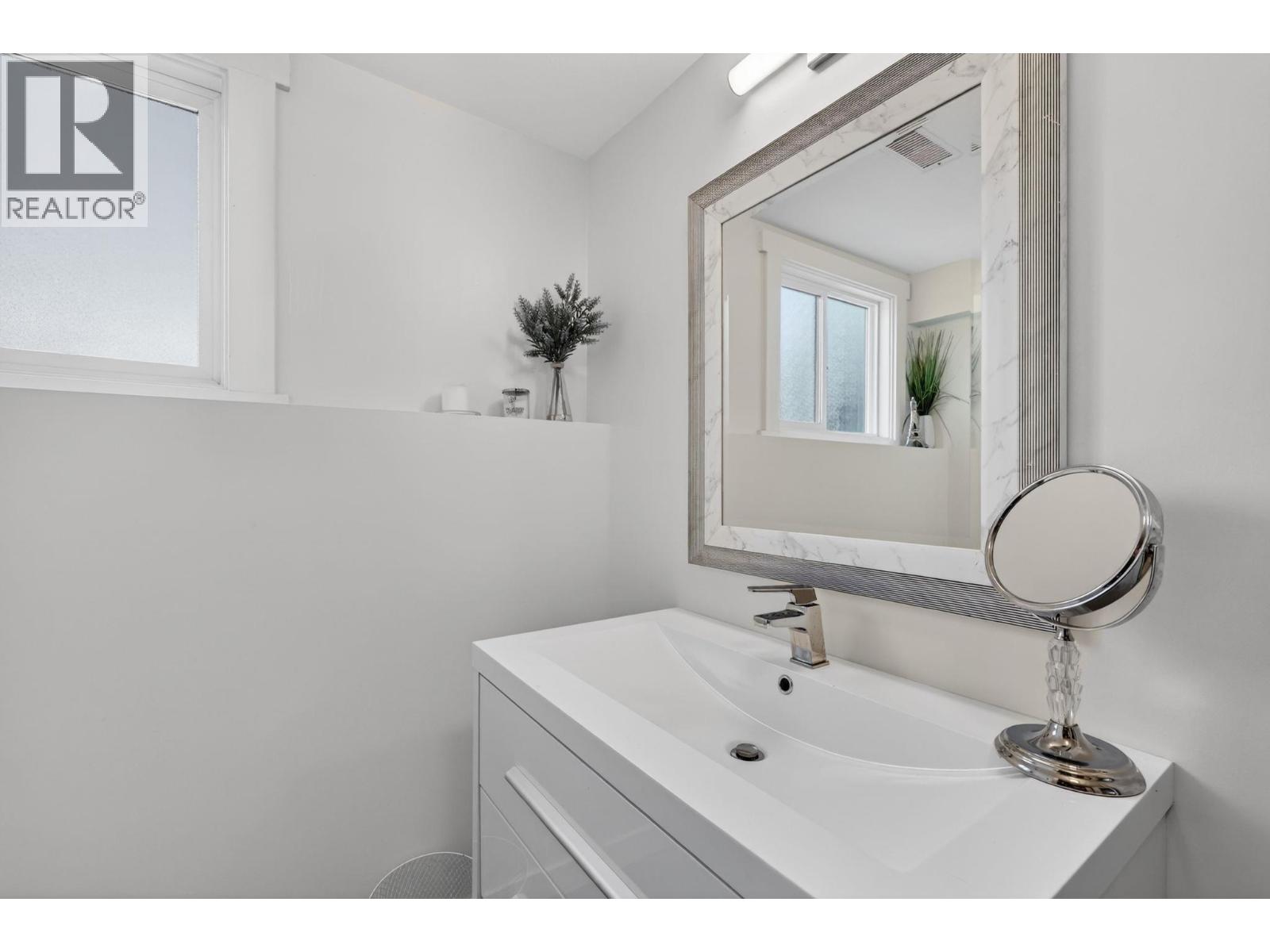905 Rumney Road, West Kelowna, British Columbia  V1Z 1H8 - Photo 45 - 10385657