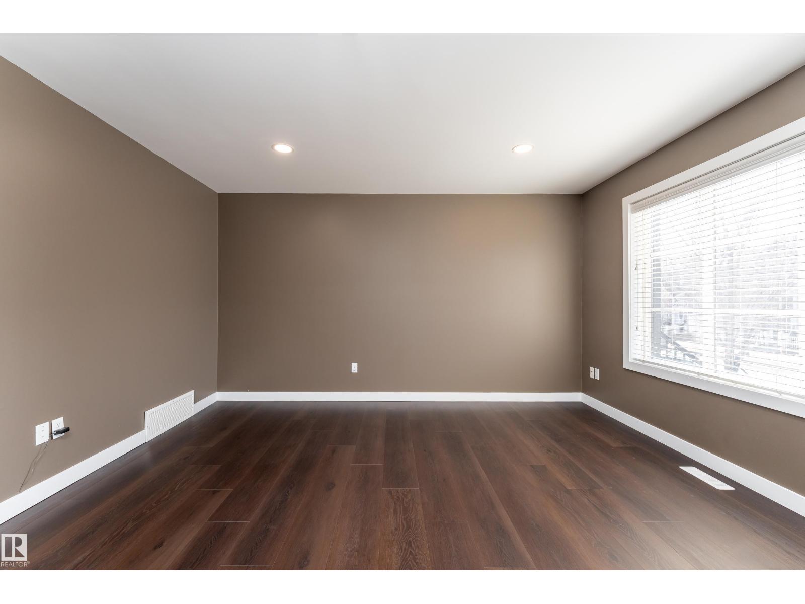#17 5260 Terwillegar Bv Nw, Edmonton, Alberta  T6R 0S1 - Photo 4 - E4485339