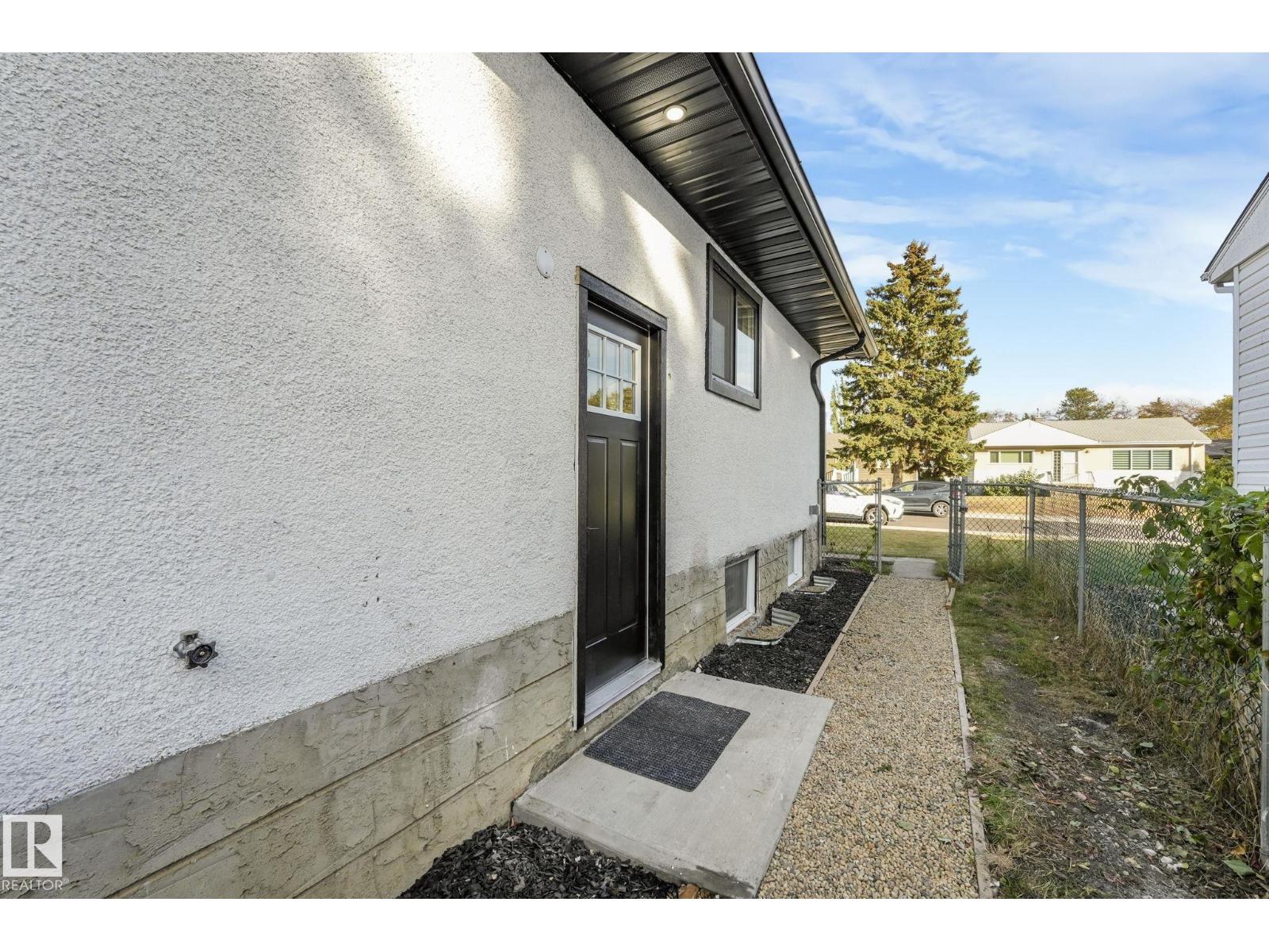 7404 82 St Nw, Edmonton, Alberta  T6C 2X1 - Photo 40 - E4485342