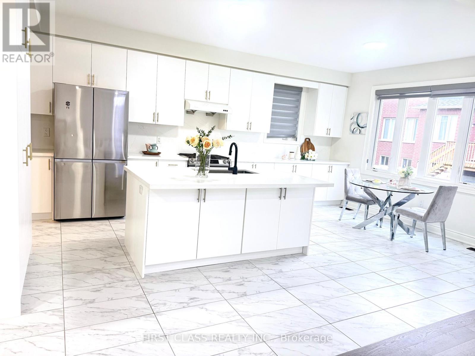 58 Current Drive, Richmond Hill, Ontario  L4S 0M8 - Photo 3 - N13072738