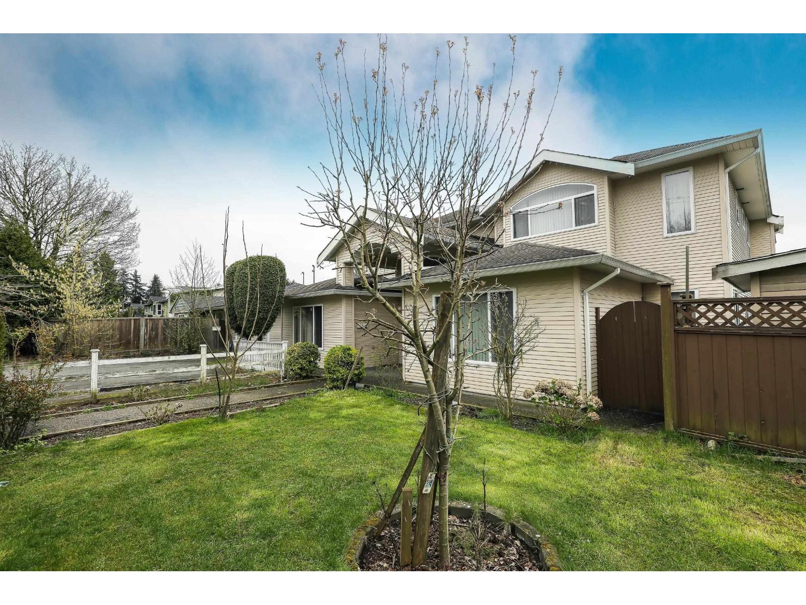 14076 72 Avenue, Surrey, British Columbia  V1Y 7P9 - Photo 2 - R3115724