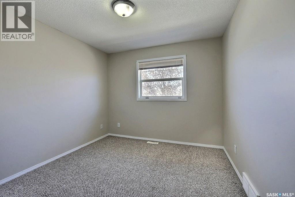 4722 Marigold Drive, Regina, Saskatchewan  S4X 4S2 - Photo 14 - SK034386