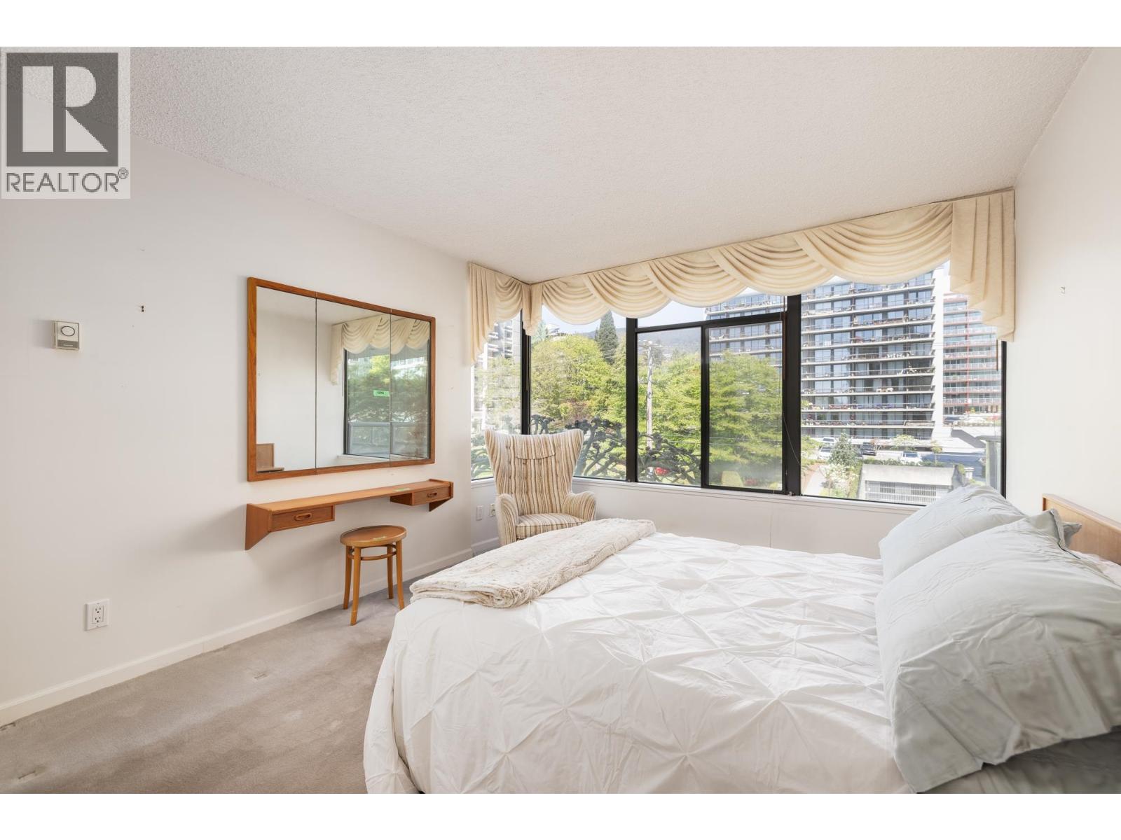 302 1480 Duchess Avenue, West Vancouver, British Columbia  V7T 2W2 - Photo 20 - R3118299