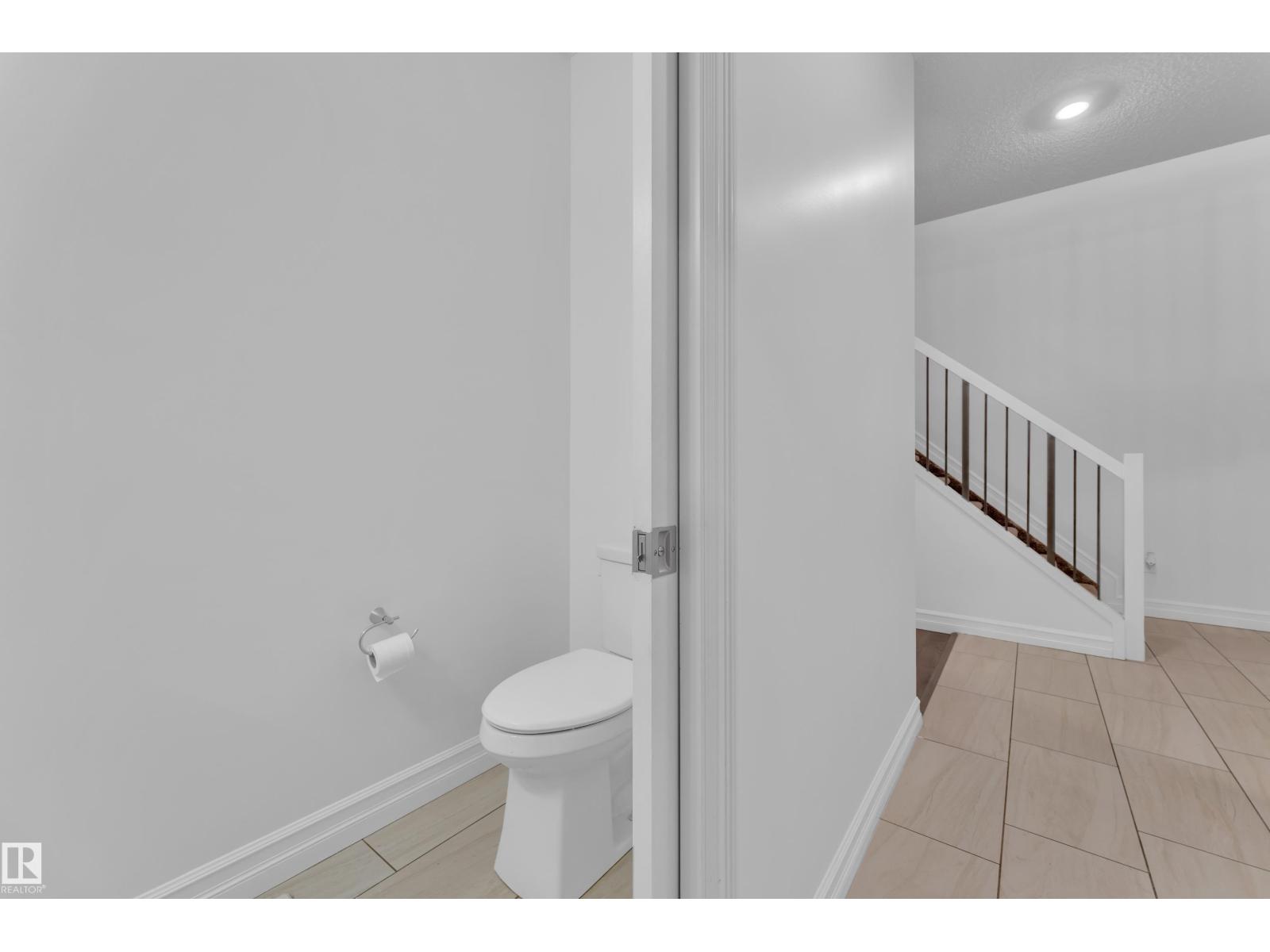 3235 13 Av Nw, Edmonton, Alberta  T6T 0Z4 - Photo 11 - E4485344