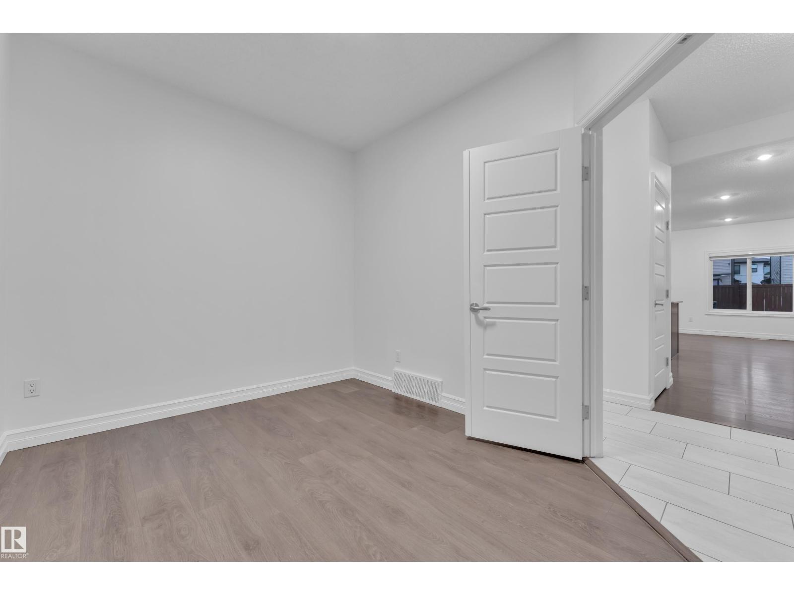 3235 13 Av Nw, Edmonton, Alberta  T6T 0Z4 - Photo 7 - E4485344