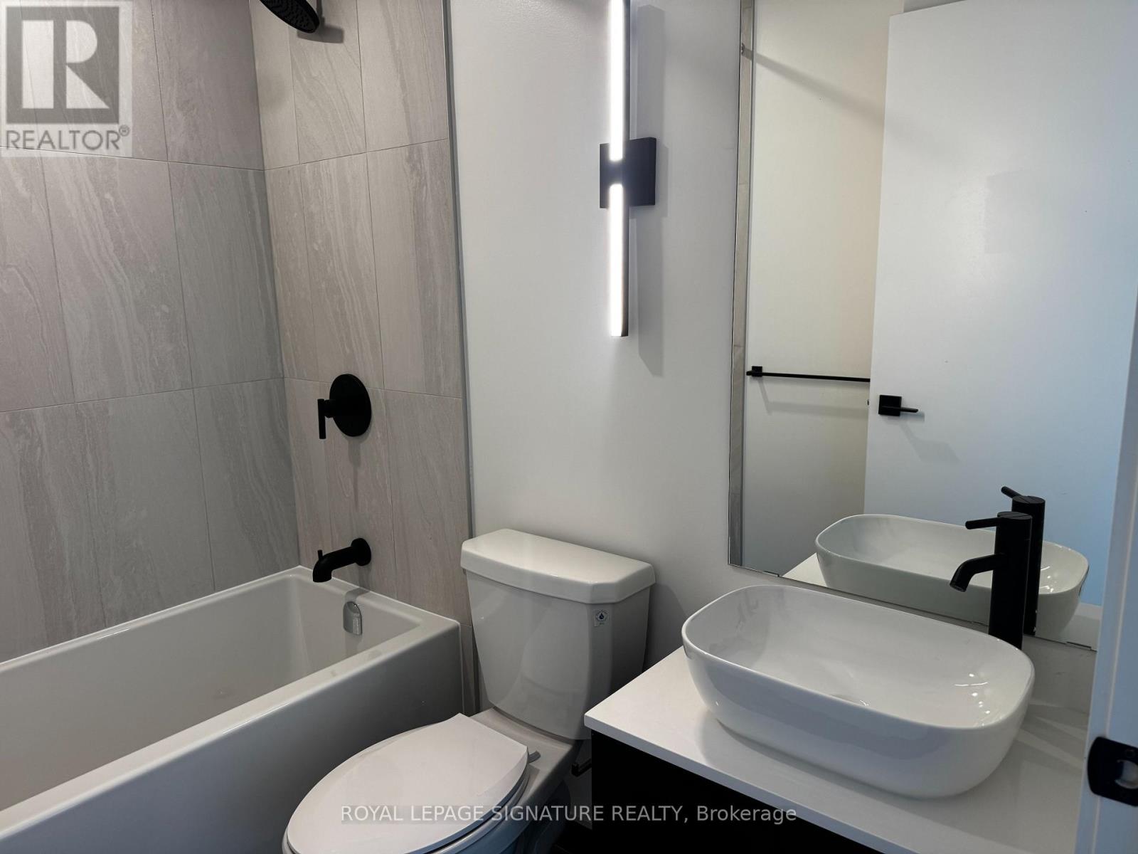 1801 - 1185 Dupont Street, Toronto, Ontario  M6H 0G5 - Photo 13 - W13064910