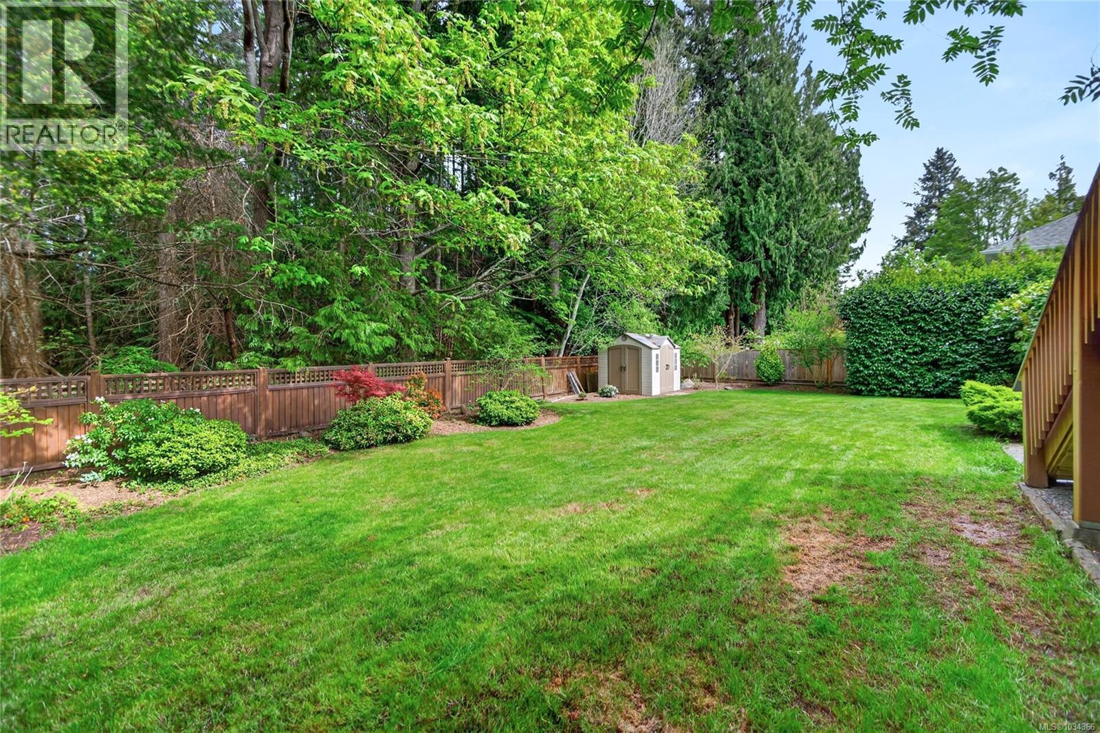 1015 Kingsley Cres, Comox, British Columbia  V9M 3R7 - Photo 15 - 1034366