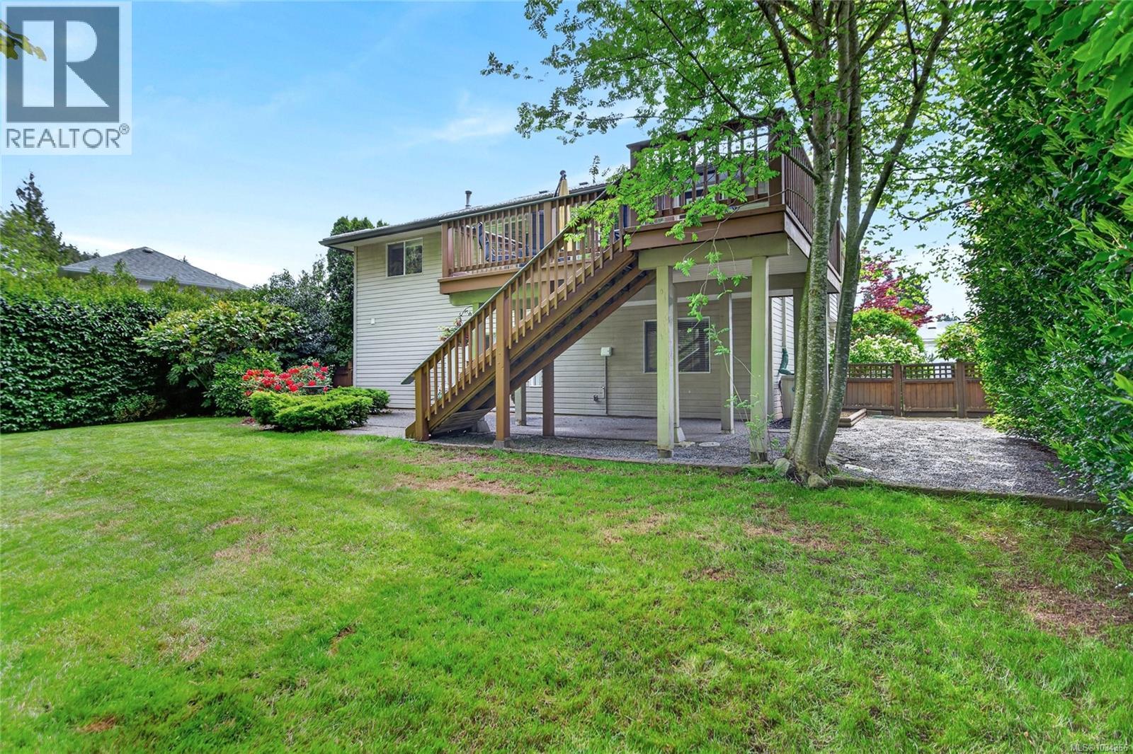1015 Kingsley Cres, Comox, British Columbia  V9M 3R7 - Photo 17 - 1034366