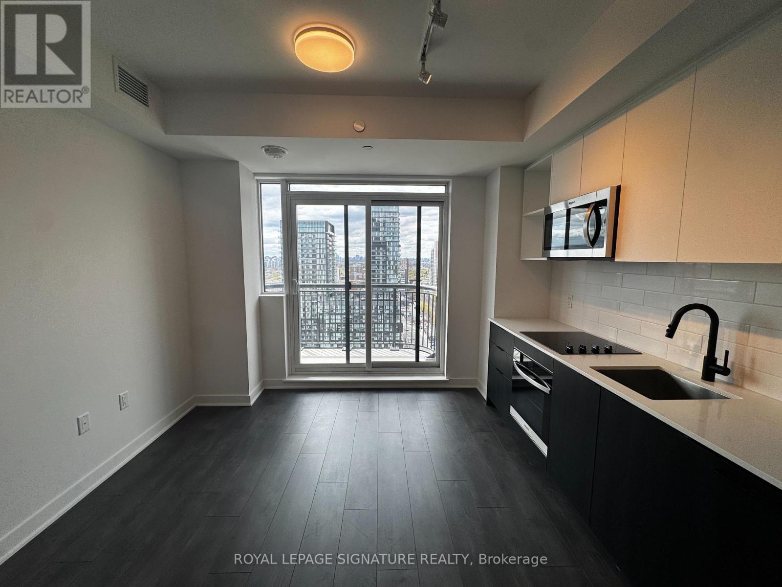 1801 - 1185 Dupont Street, Toronto, Ontario  M6H 0G5 - Photo 7 - W13064910