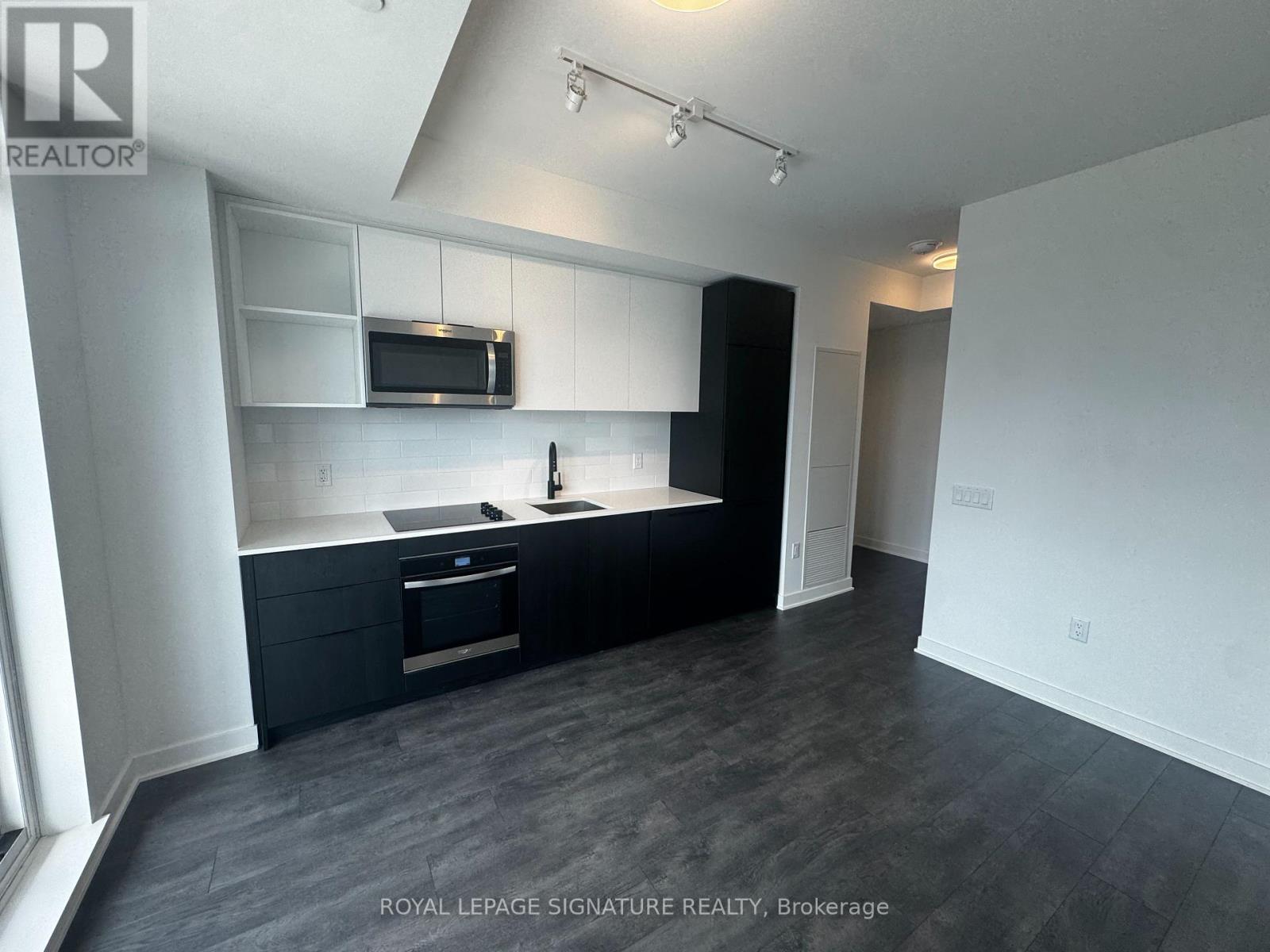 1801 - 1185 Dupont Street, Toronto, Ontario  M6H 0G5 - Photo 4 - W13064910