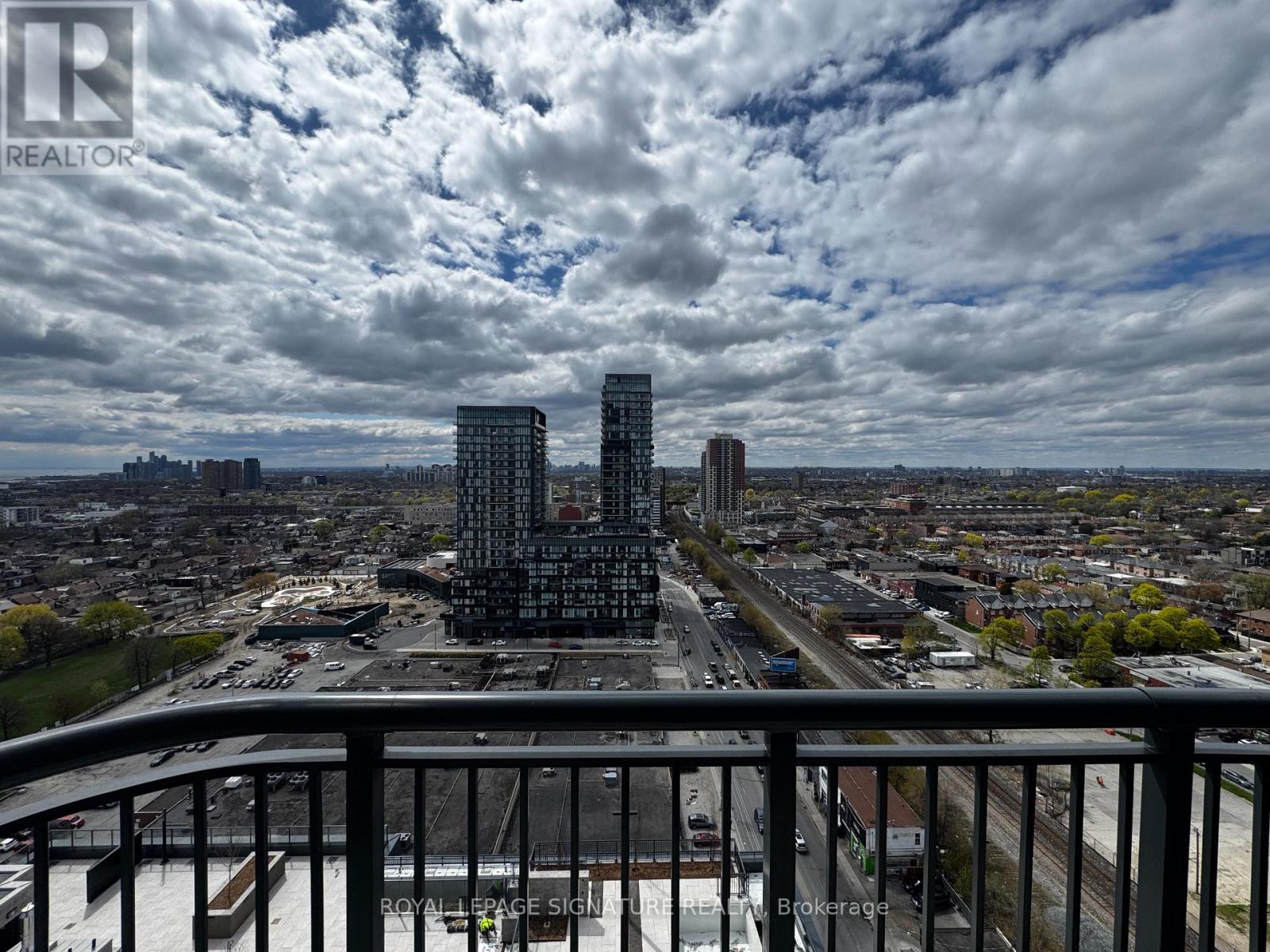 1801 - 1185 Dupont Street, Toronto, Ontario  M6H 0G5 - Photo 9 - W13064910