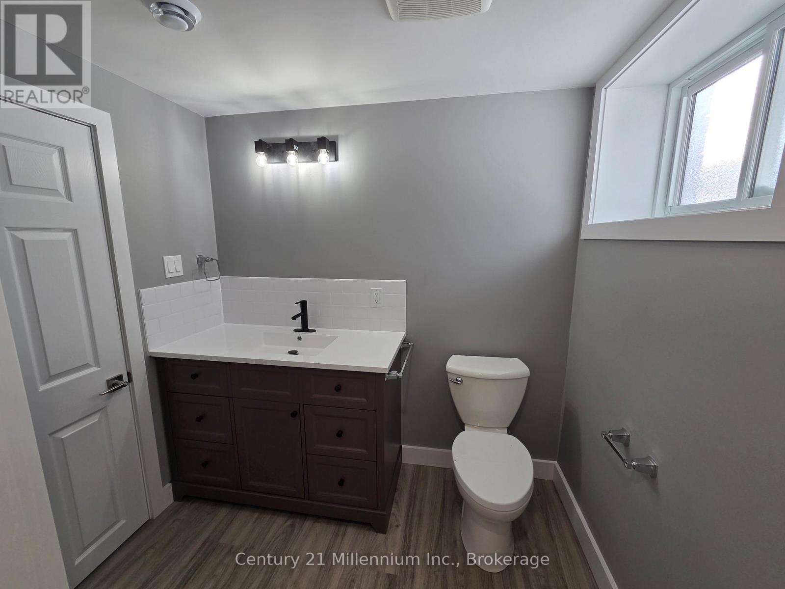 Unit 2 - 398 Kingsway Street E, Kincardine, Ontario  N2Z 1W3 - Photo 15 - X12753670