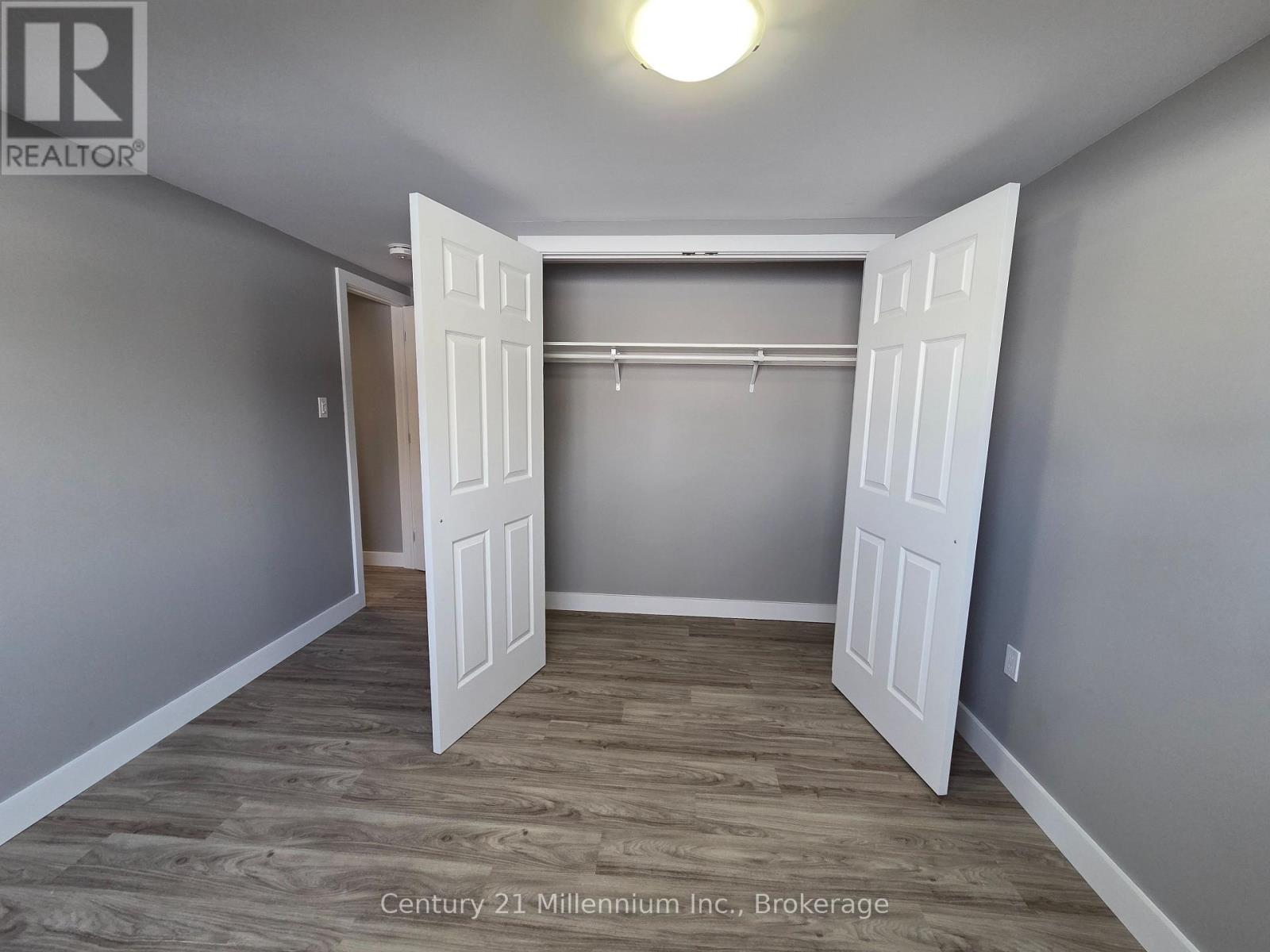 Unit 2 - 398 Kingsway Street E, Kincardine, Ontario  N2Z 1W3 - Photo 24 - X12753670