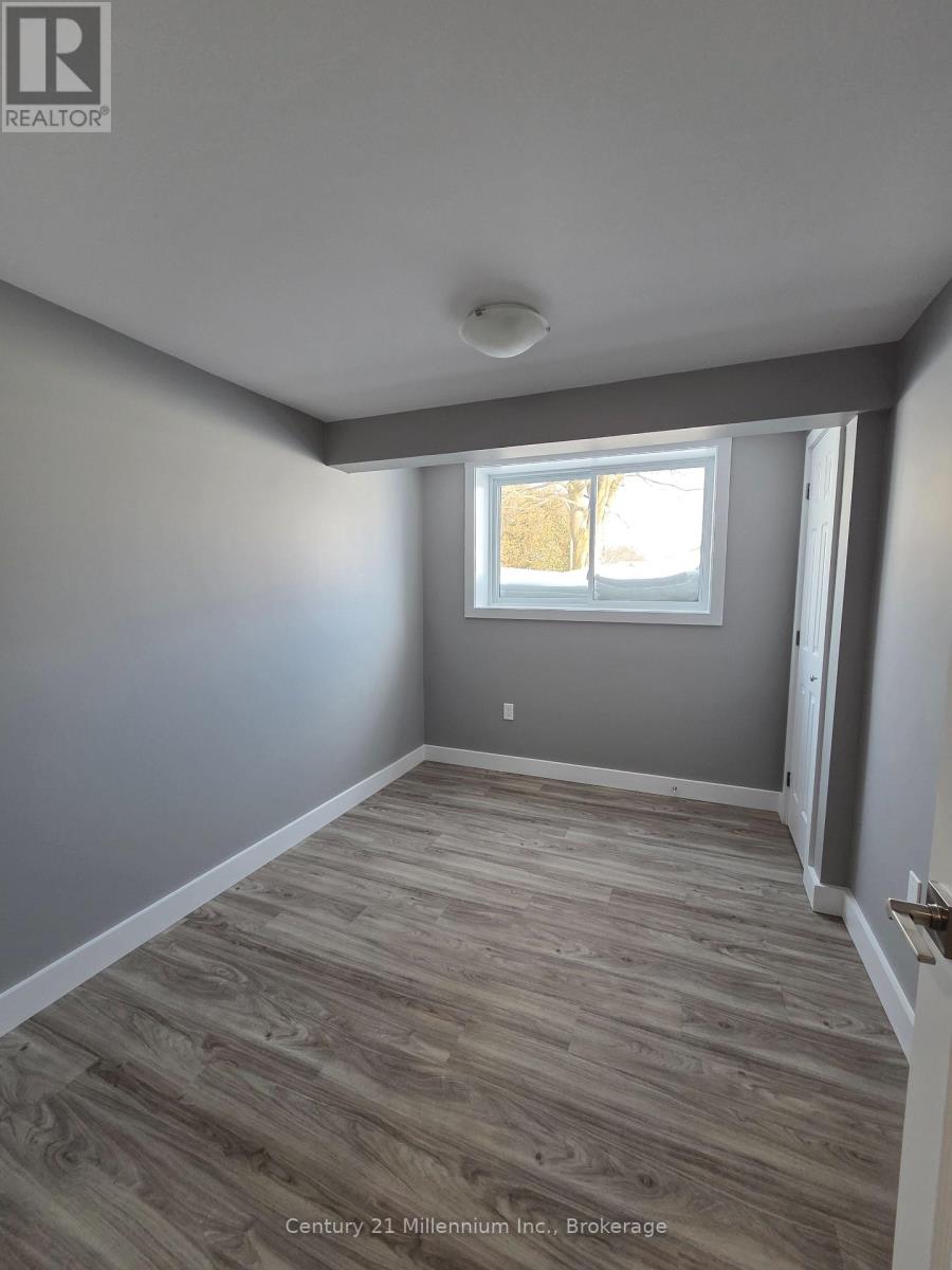 Unit 2 - 398 Kingsway Street E, Kincardine, Ontario  N2Z 1W3 - Photo 25 - X12753670