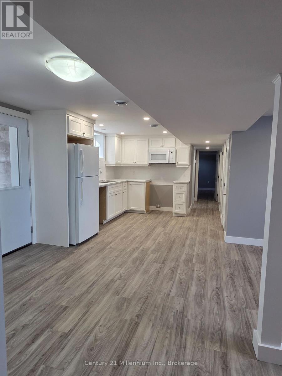 Unit 2 - 398 Kingsway Street E, Kincardine, Ontario  N2Z 1W3 - Photo 5 - X12753670