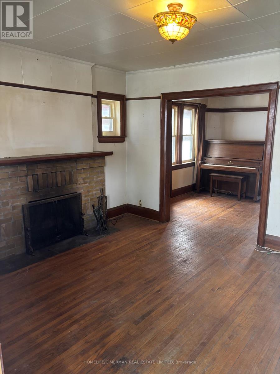 501 Whitmore Avenue, Toronto, Ontario  M6E 2N9 - Photo 6 - W13001684