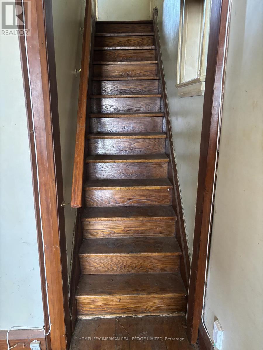 501 Whitmore Avenue, Toronto, Ontario  M6E 2N9 - Photo 10 - W13001684