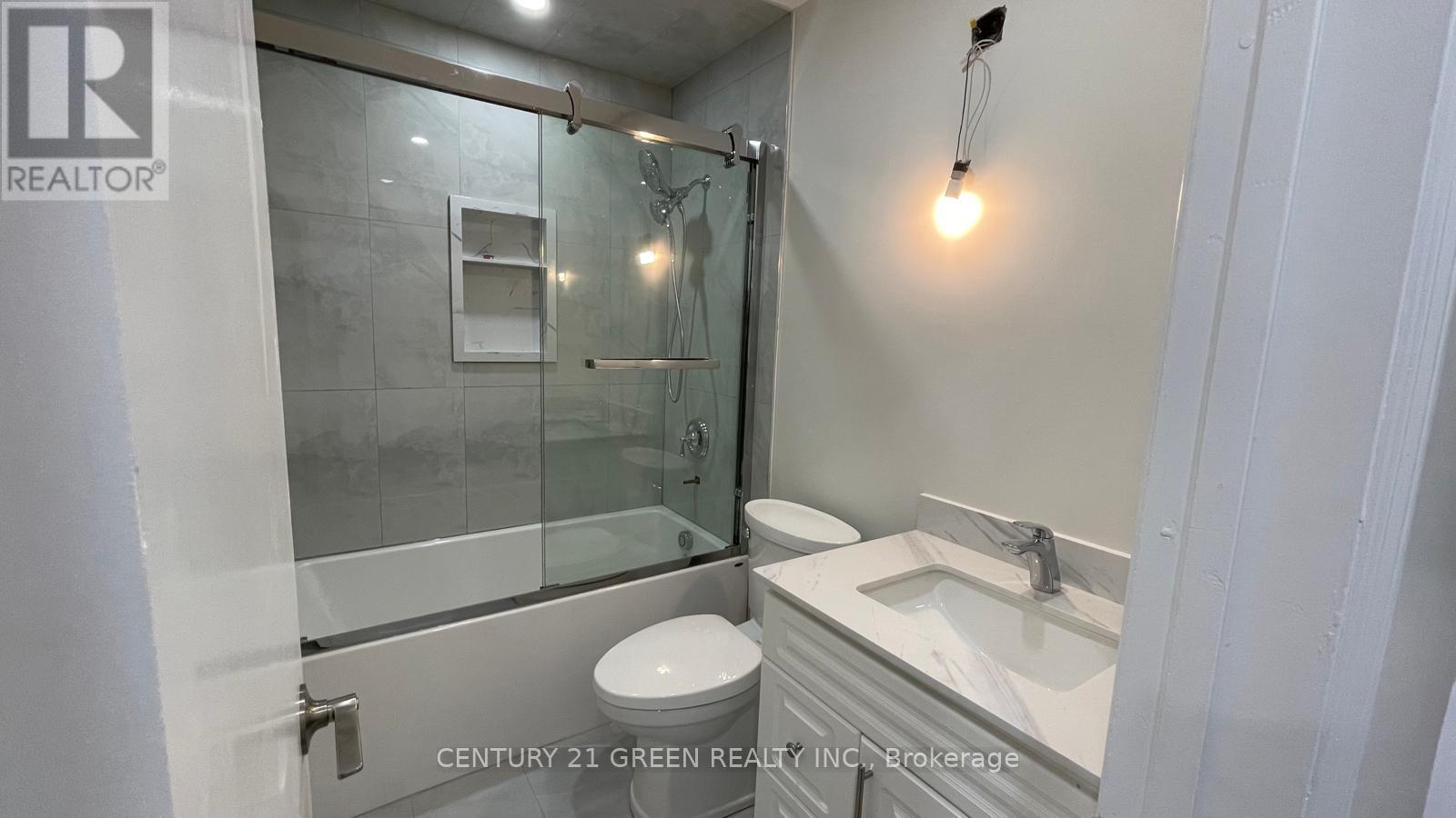 Upper - 1257 Tredmore Drive, Mississauga, Ontario  L5J 3V5 - Photo 15 - W13033640