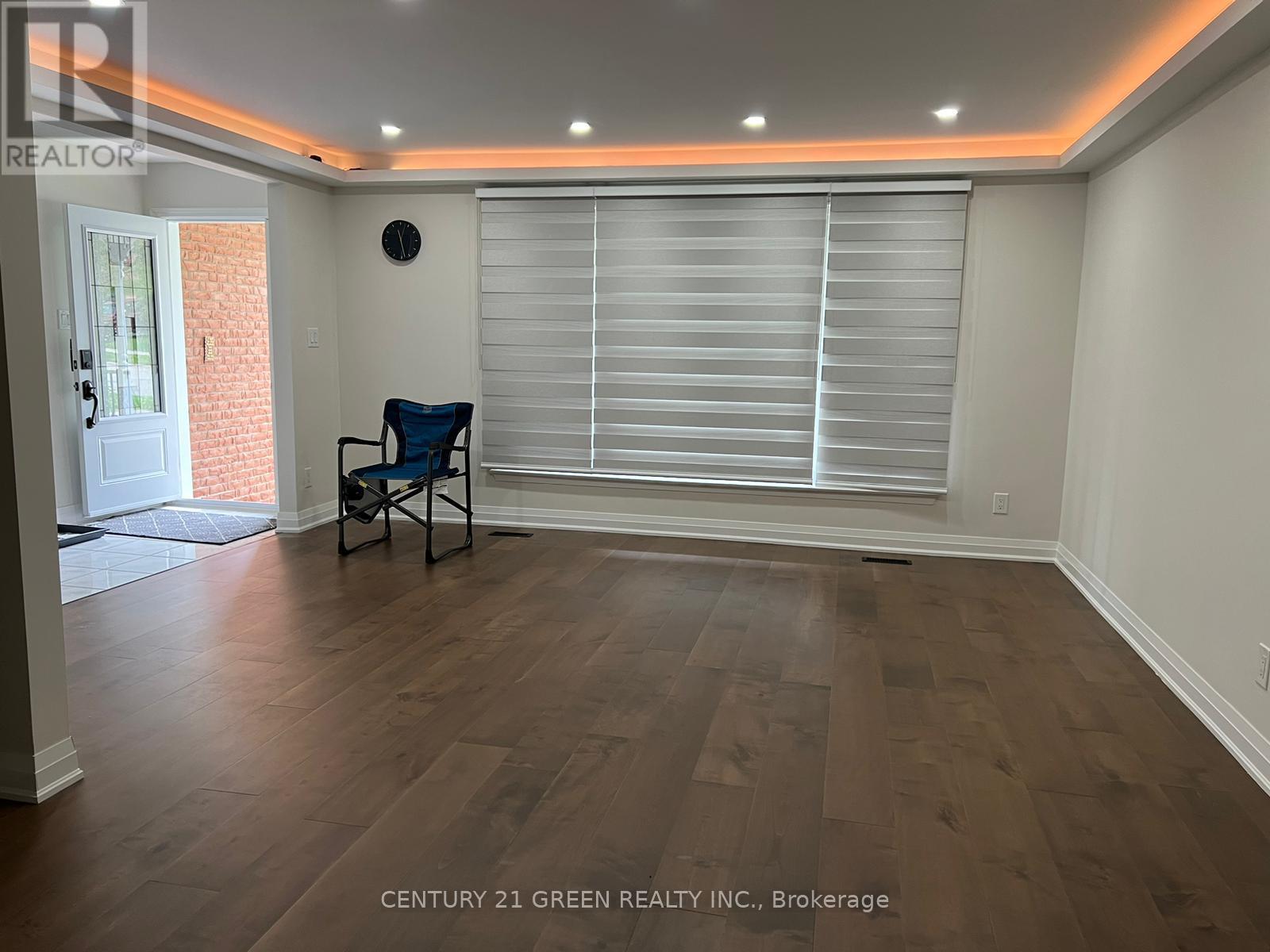 Upper - 1257 Tredmore Drive, Mississauga, Ontario  L5J 3V5 - Photo 3 - W13033640