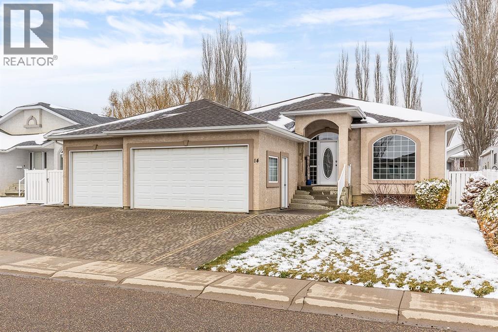 14 Cottonwood Court SW, Medicine Hat, Alberta  T1B 4R5 - Photo 2 - A2307213