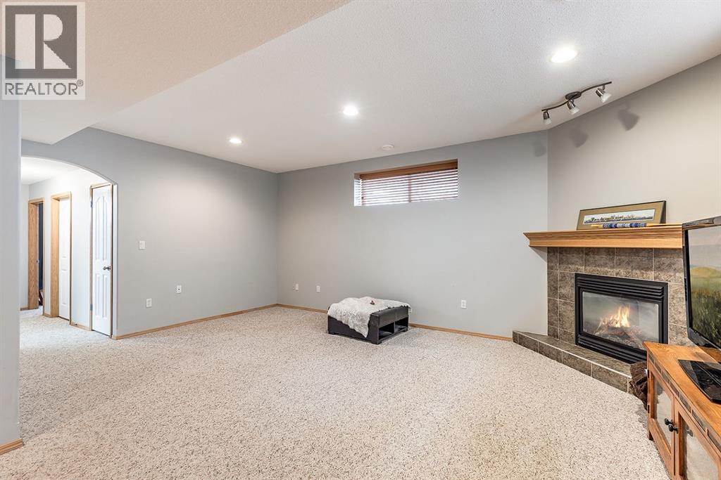 14 Cottonwood Court SW, Medicine Hat, Alberta  T1B 4R5 - Photo 33 - A2307213