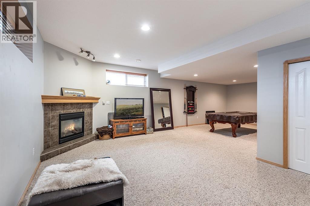 14 Cottonwood Court SW, Medicine Hat, Alberta  T1B 4R5 - Photo 35 - A2307213