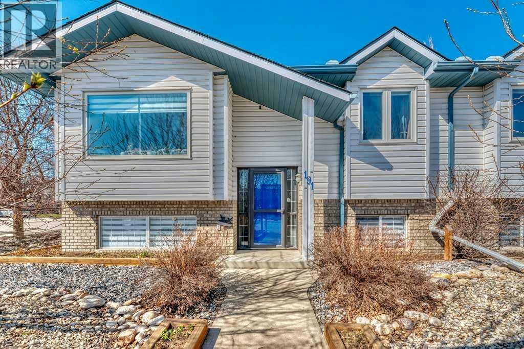 191 Strathaven Crescent, Strathmore, Alberta  T1P 1N5 - Photo 3 - A2306140