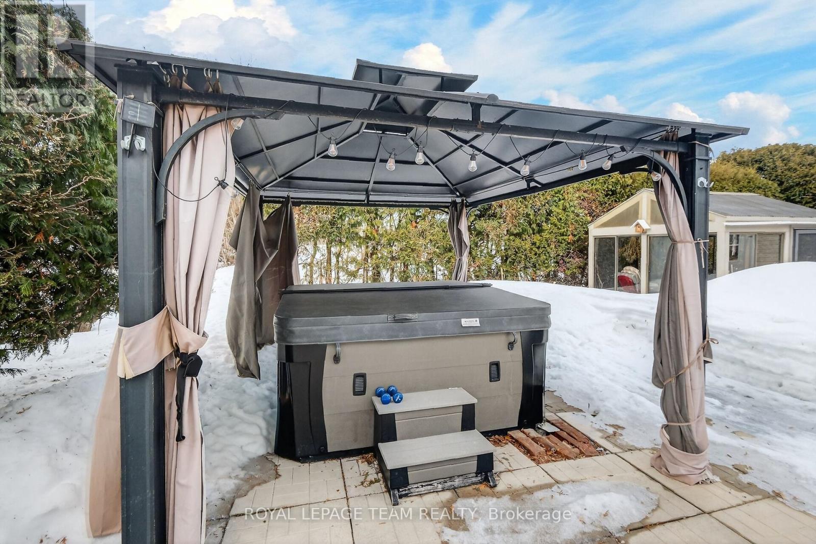 955 Lacroix Road, Clarence-Rockland, Ontario  K0A 2A0 - Photo 43 - X12854404