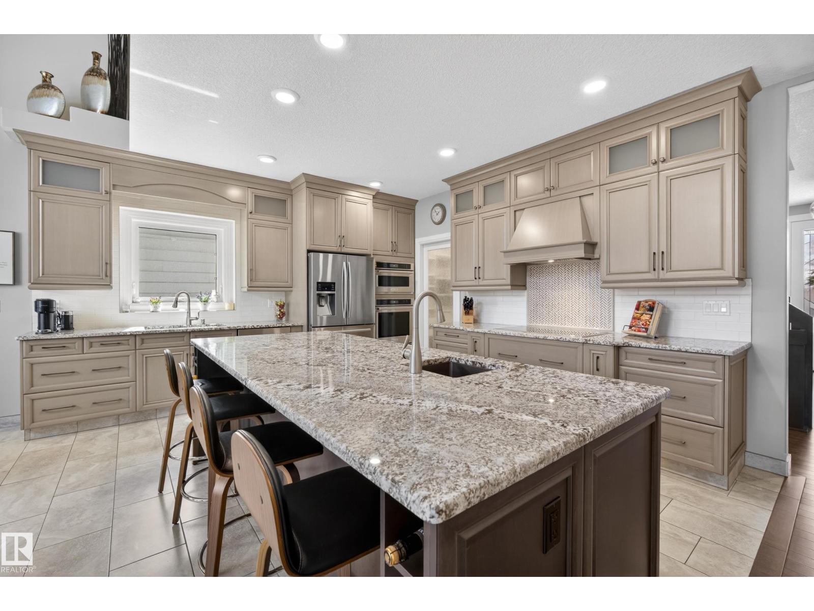 9245 87 St Nw, Edmonton, Alberta  T6C 3H7 - Photo 9 - E4485186