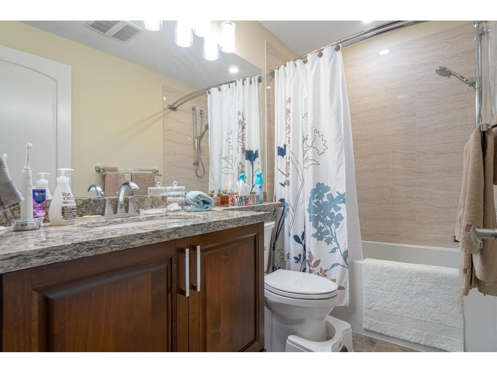 315 20376 86th Avenue, Langley, British Columbia  V2Y 3P8 - Photo 8 - R3117468