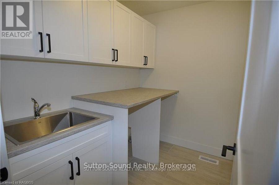 642 8th Street W, Owen Sound, Ontario  N4K 5N3 - Photo 17 - X12676008